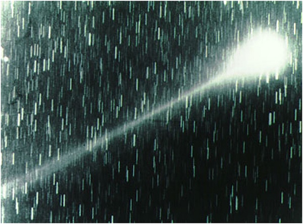 Как выглядит комета